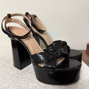 Truffle Collection Black Platform Heels Chunky Snake Print Goth Grunge 5” heel